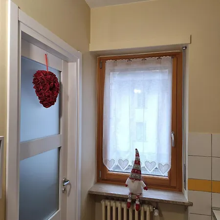 Monolocale Piccolo Ed Accogliente - Cir 0021 - Apartamento